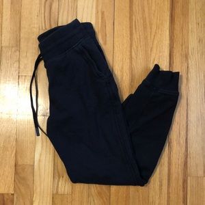 Lululemon 🍋 JOGGERS!